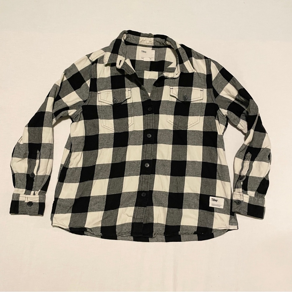 Tilley Womenโs Black & White Buffalo Plaid Flannel Shirt - Size Large